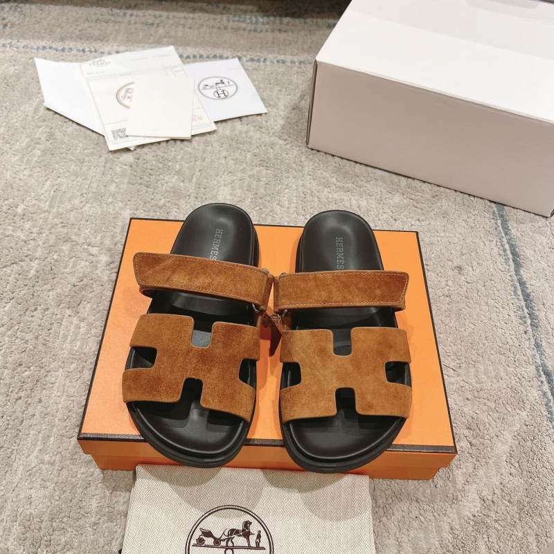 H**mes slippers